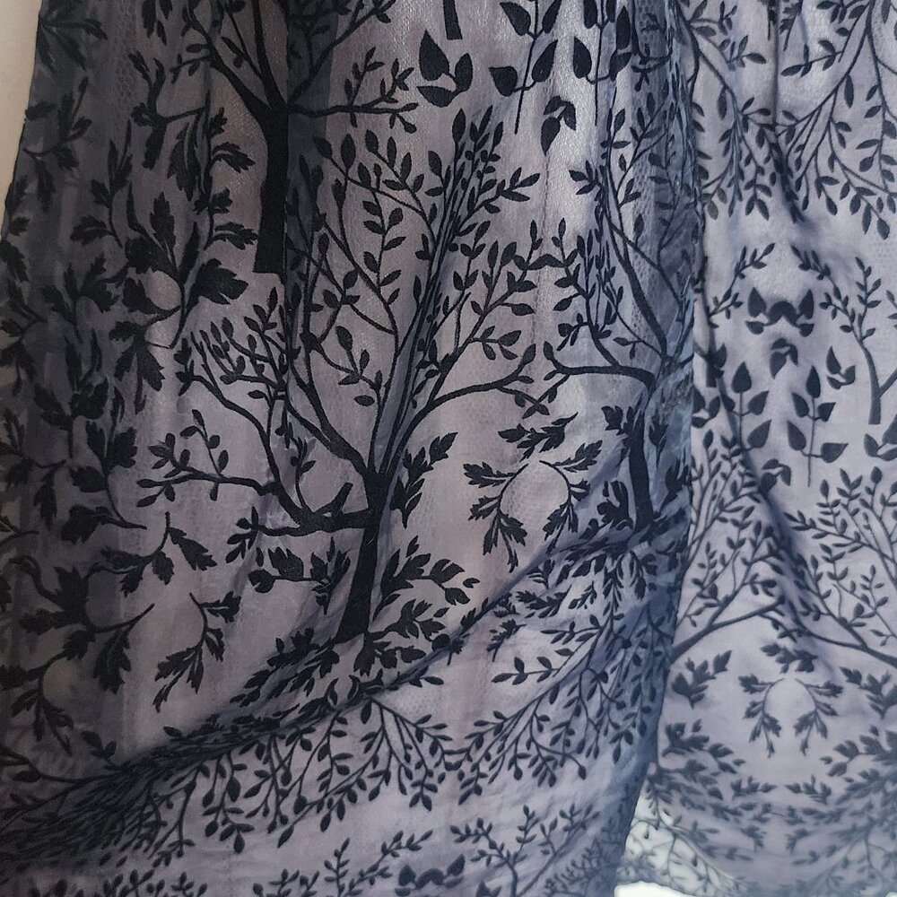 Dark blue dress with a tree pattern - Picture 3 of 8